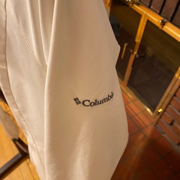 Columbia wind and rain coat size M-like new - Picture 2 of 6